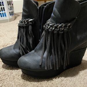 Sbicca Gray Ankle Boots with Fringe